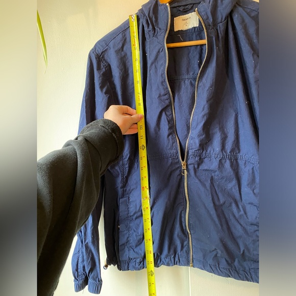 Free With A Purchase Women’s Skinny Jeans Sweater Zip Up - Picture 3 of 15